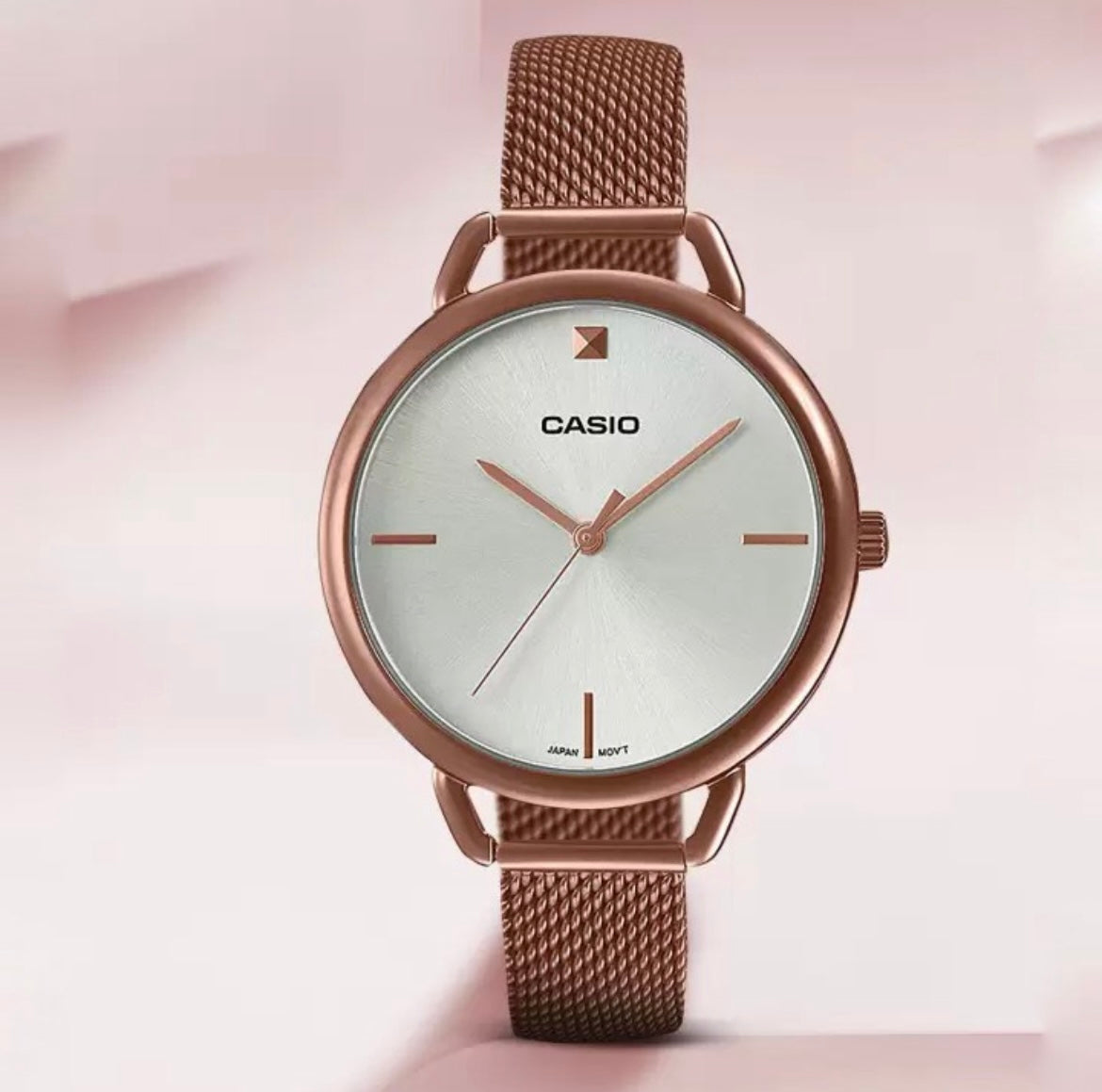 ساعة نسائية برونز